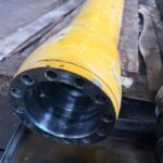 Rozebrany siłownik hydrauliczny