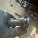 Siłownik hydrauliczny złożony po regeneracji, gotowy do montażu w maszynie
